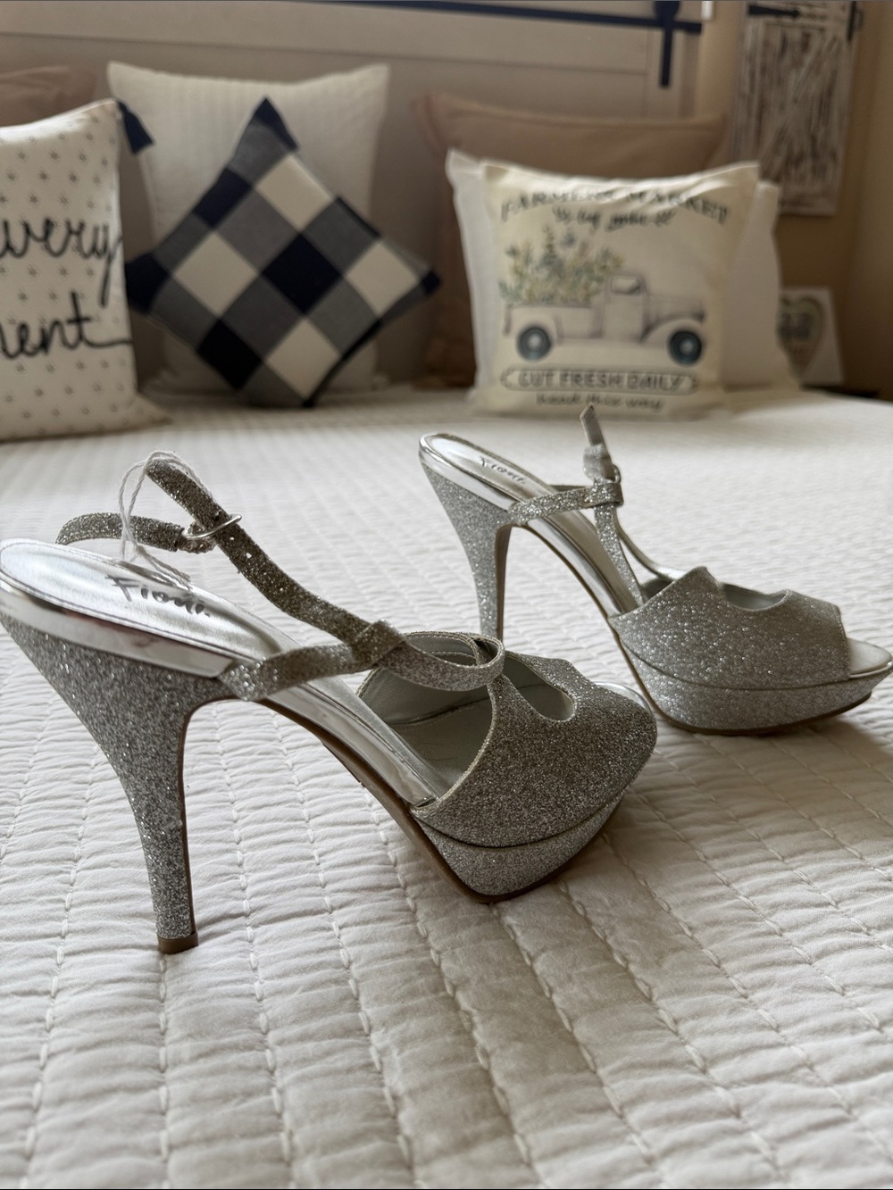 Silver Glitter Platform Peep-Toe Heels with Ankle Strap